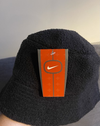 Nike embroidered logo - logo, fleece