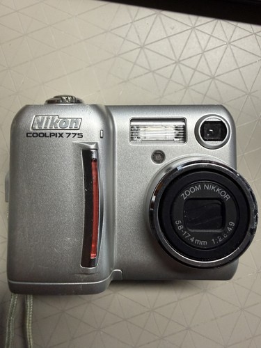 Nikon coolpix 775 digital - nikon,
