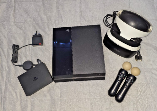 Playstation with headset - playstation, 4