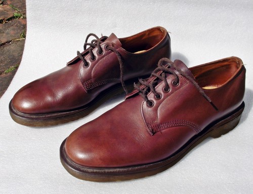 Rare vintage hawkins marten - vintage,