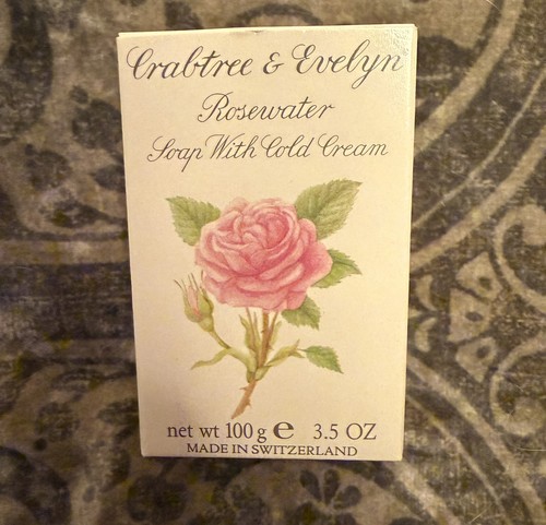 Crabtree evelyn rosewater - evelyn,