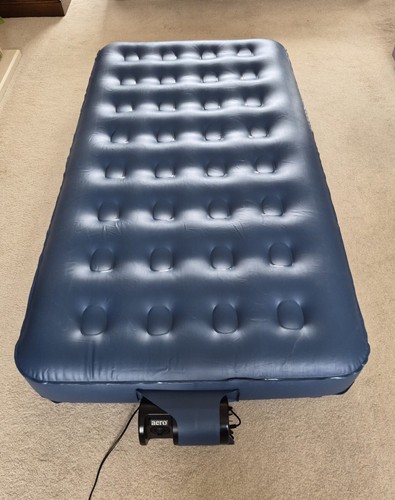 Inflatable mattress - inflatable,