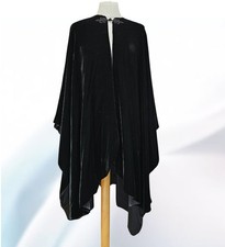 Vintage M&S VELVET Cape Cloak, Immaculate Opera, Winter Evening wear. Steampunk