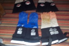 2 pairs of commercial diving