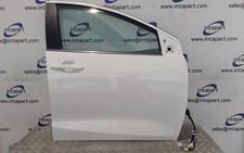 2023 TOYOTA YARIS RIGHT FRONT