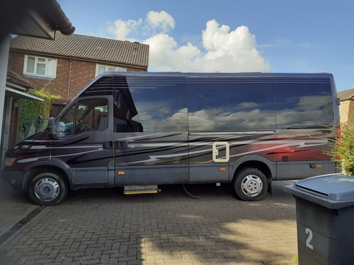 Motor home - motor,