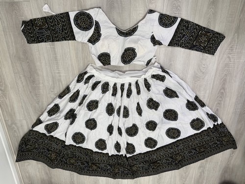 Bhavsumi white dark - bhavsumi, &