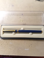 Messenger Fountain pen - Matte Blue with gold trim boxed Great condition