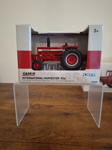 Ertl case international - ertl,