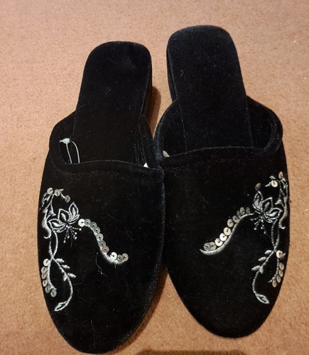 Ladies size navy - size, 6