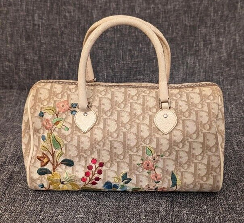 Christian dior beige - christian,