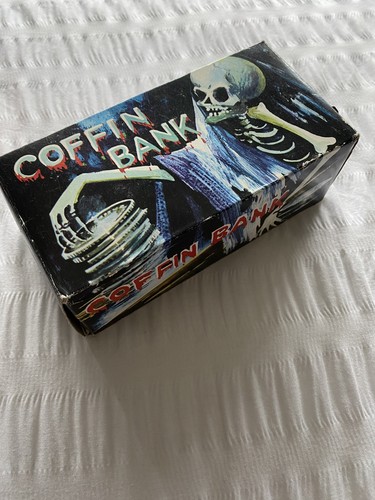 Vintage coffin skeleton wind - skeleton,
