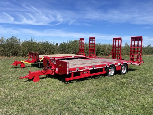 Low loader trailer - loader,