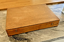 CE186: Vintage Wooden Box Of