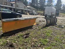 2x Meyers 7’ Foot Snow