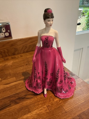 Royal worcester figurine - royal,