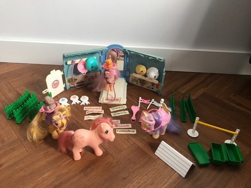 Little pony grooming - my,