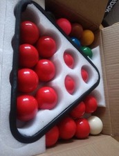Brand New Unused Vintage Riley 2" Snooker Balls With Triangle