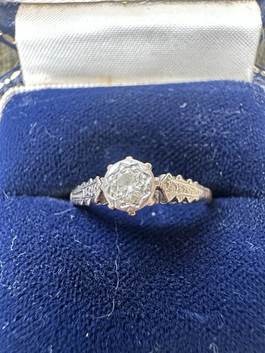 Carat yellow gold and - carat,