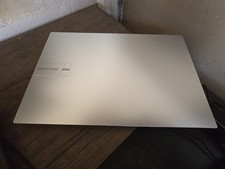 Asus vivobook  x1704z