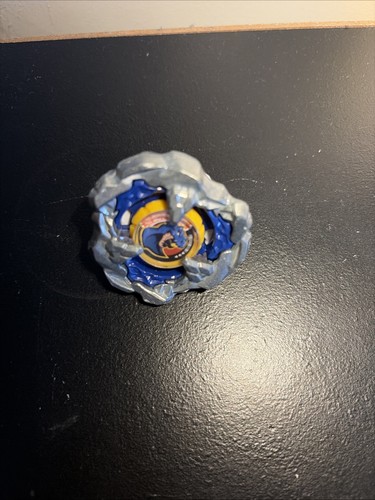 Collectible beyblade roar - collectible, x