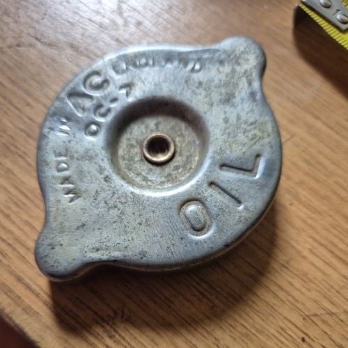 Engine oil filler cap - oil, ac