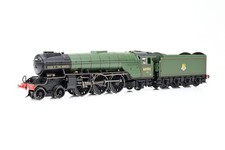 Hornby OO Gauge R3830 BR Green