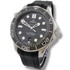 Omega Seamaster Diver 300m 210.32.42.20.01.001 Black Dial Rubber Strap Watch B&P