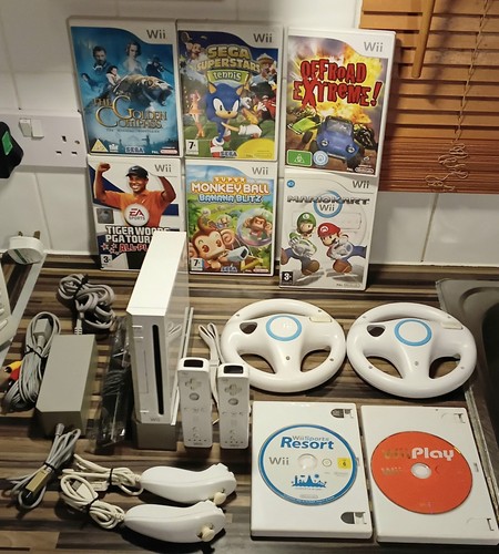 Nintendo wii mario - nintendo,