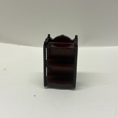 12th scale dolls house - 1:12th,
