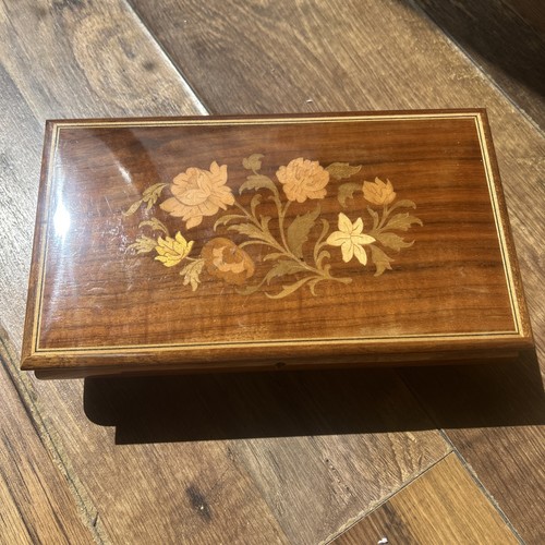 Vintage wooden musical - wooden,