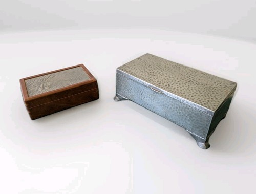 Pewter items hammered - items,,