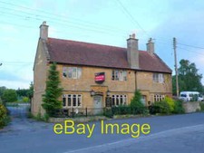 Photo 6x4 The Lamb Inn Up For