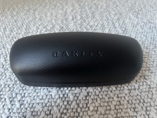 Oakley black hardshell - oakley,