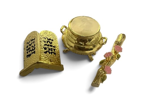 Ark covenant content - ark,