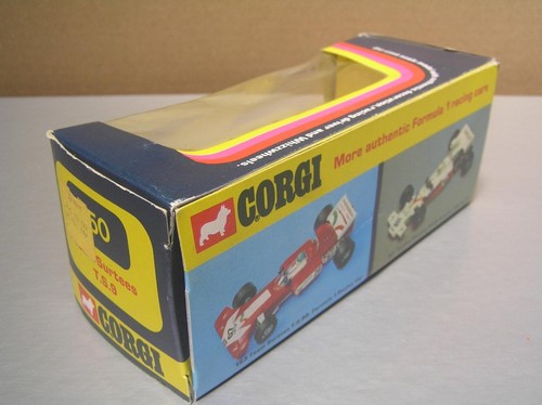 Corgi toys 150 - surtees, ts9