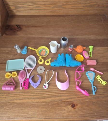 Vintage barbie dolls house - dolls,