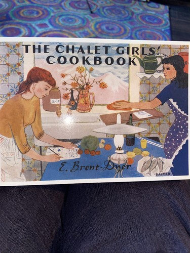 The chalet girls cook - girls,