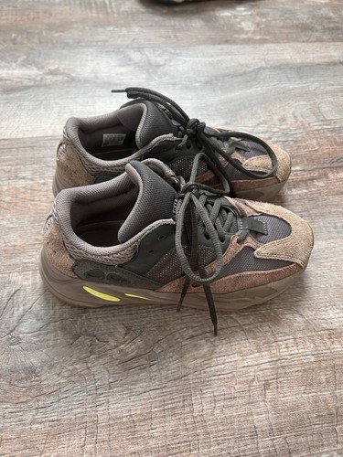 Adidas yeezy boost 700 - boost,