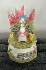Beatrix Potter Jemima Puddleduck And Ducklings Windup Musical Figurine - Enesco