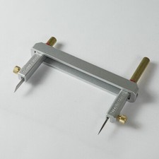 Light-Duty Circle Cutter for cutting a circle from 1 to 14cm diameter UK Seller