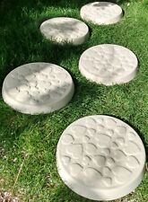 6 x White Round Concrete