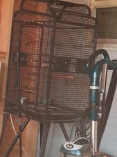 Large Black Metal Single Bird