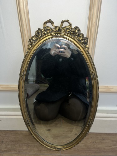 Stunning oval gold gilt bow - oval,