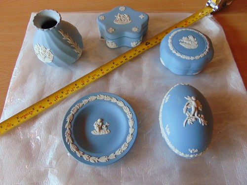Vintage wedgwood pale blue - pale,