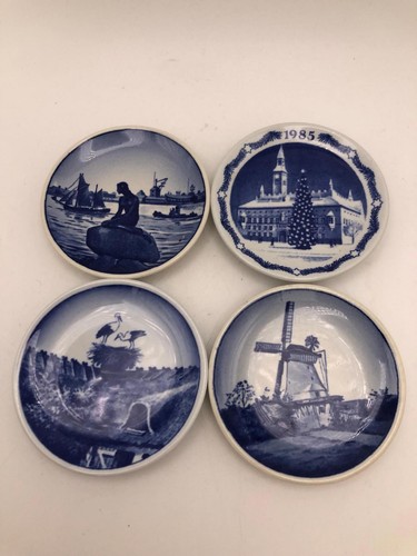 Royal copenhagen mini plates - royal,