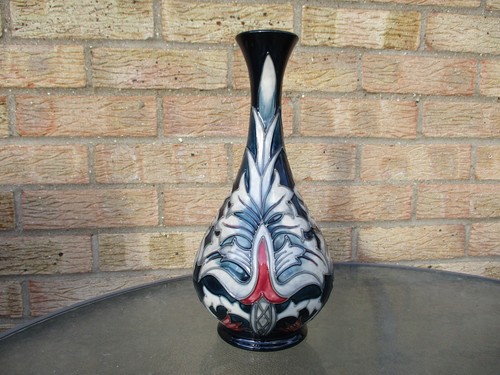 Moorcroft snakehead pattern - moorcroft,