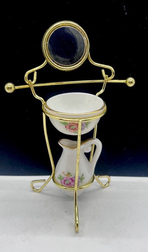 Dolls house mirrored - , wash