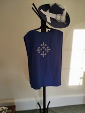 Musketeer hat with free