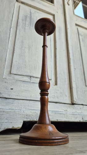 Early 20th century - century, turned